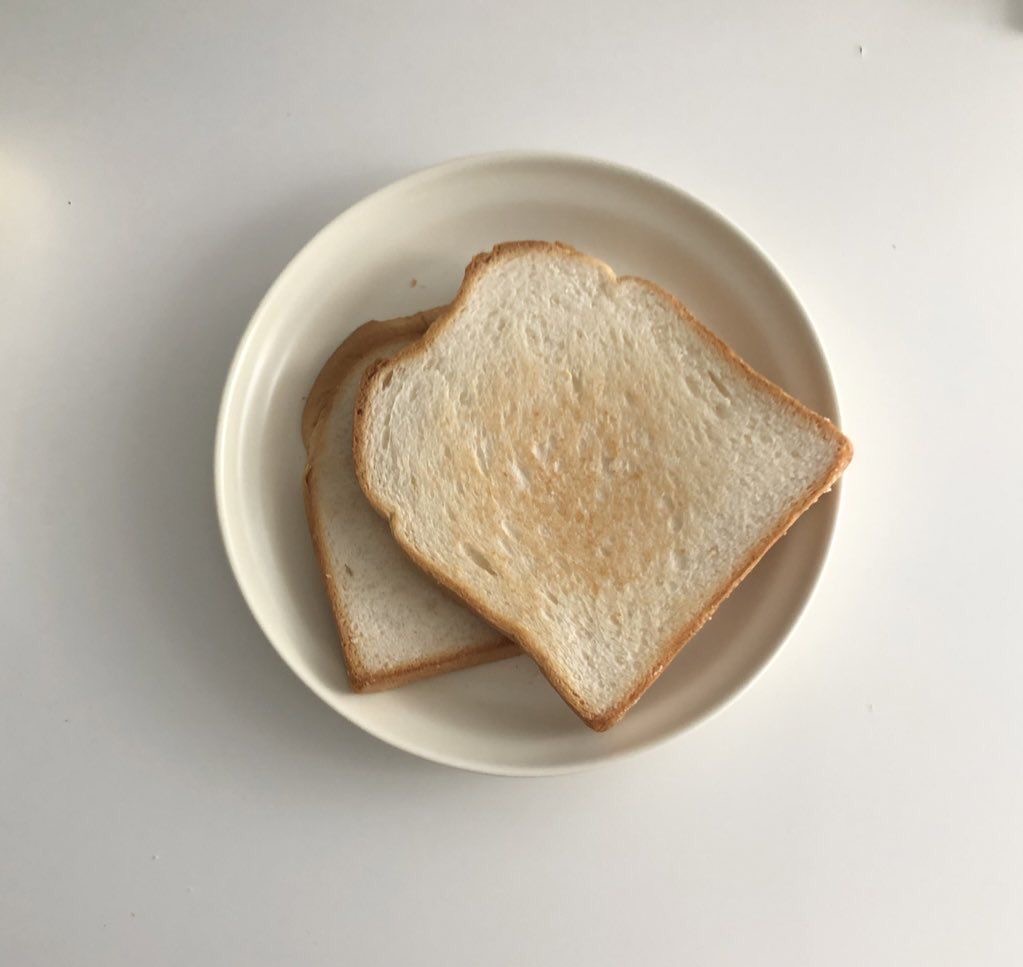 BugzJunie161's tweet image. an interactive thread . . .
toast ⋆˙⟡♡

a 🧵 anyone who wants to participate !

♡ / ↻ appreciated
🏷️ #foodpoll #ricecakestwt #interactivethread