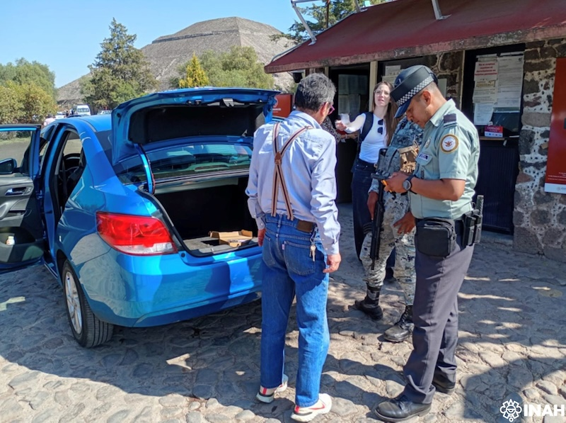 INAHmx's tweet image. #ENTÉRATE INAH robustece la seguridad de las Zonas Arqueológicas más visitadas del país

• Se instalaron arcos para detección de metales en Teotihuacan, Chichén Itzá, Tulum, Monte Albán y Palenque

La información en: inah.gob.mx/boletines/inah…

📸 Fabián González, #INAH