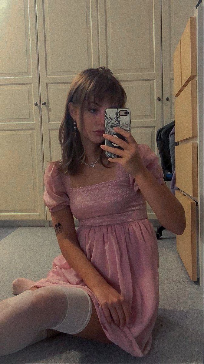 lea 🌿 tweet media