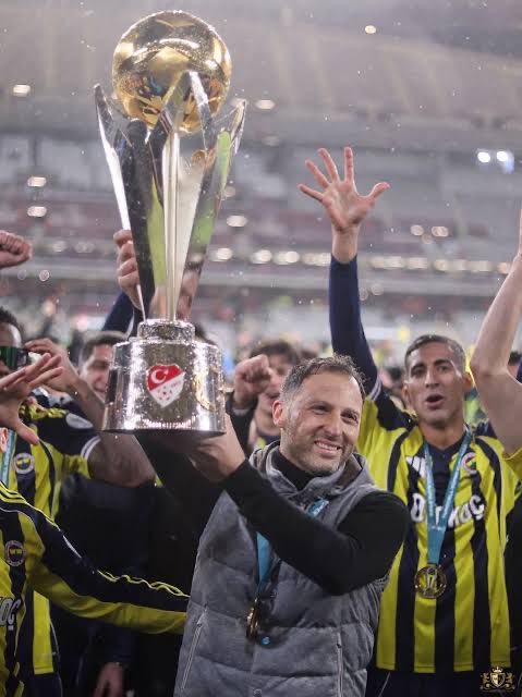 efekpgl's tweet photo. #HocamızıAlamazsınız https://t.co/wIxRDN36XV