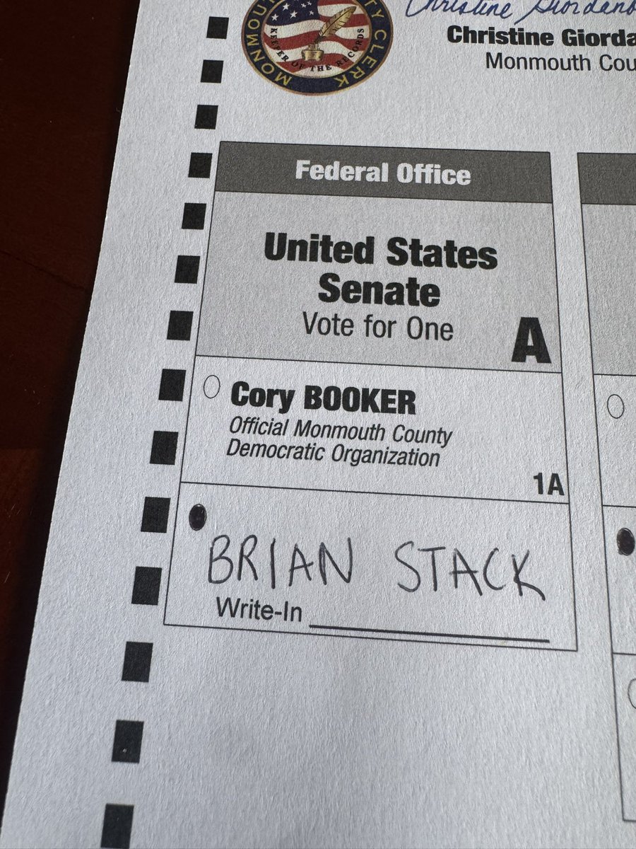 umichvoter tweet media