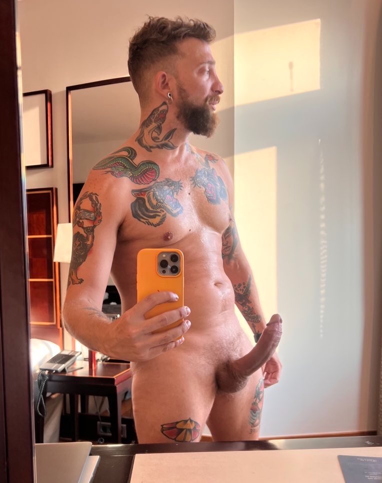 NAKED YOGUI tweet media