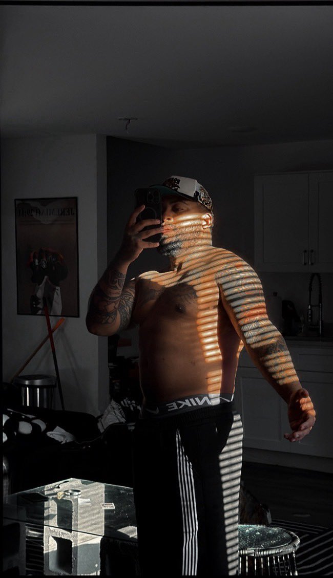 𝔏𝔬𝔴𝔨𝔢𝔶 𝔐𝔞𝔤 tweet media