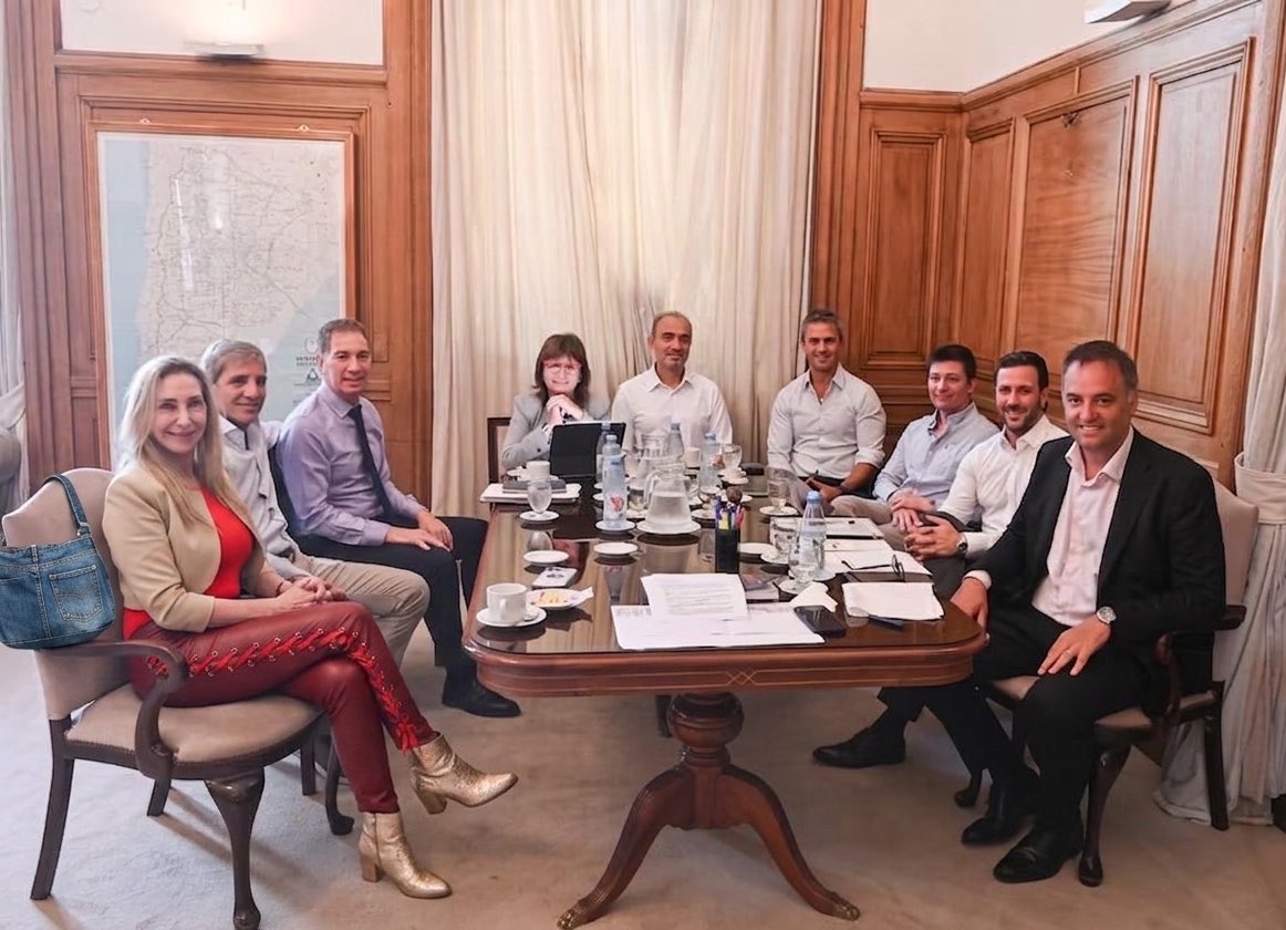 Martha M. Lamartha 🦊 tweet media