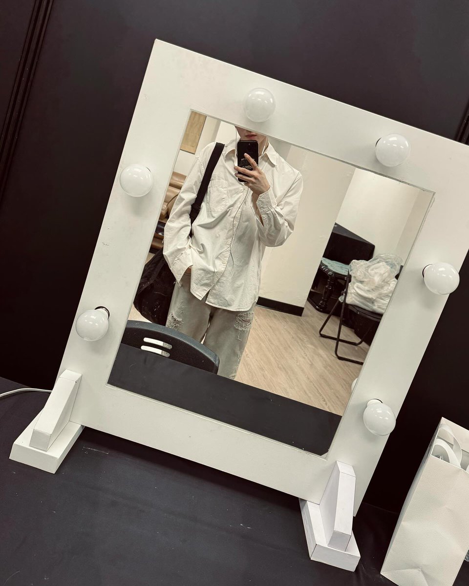 MARK LEE BASE tweet media