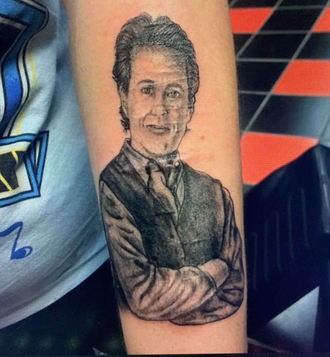 Laura Becker🐦‍🔥 tweet media