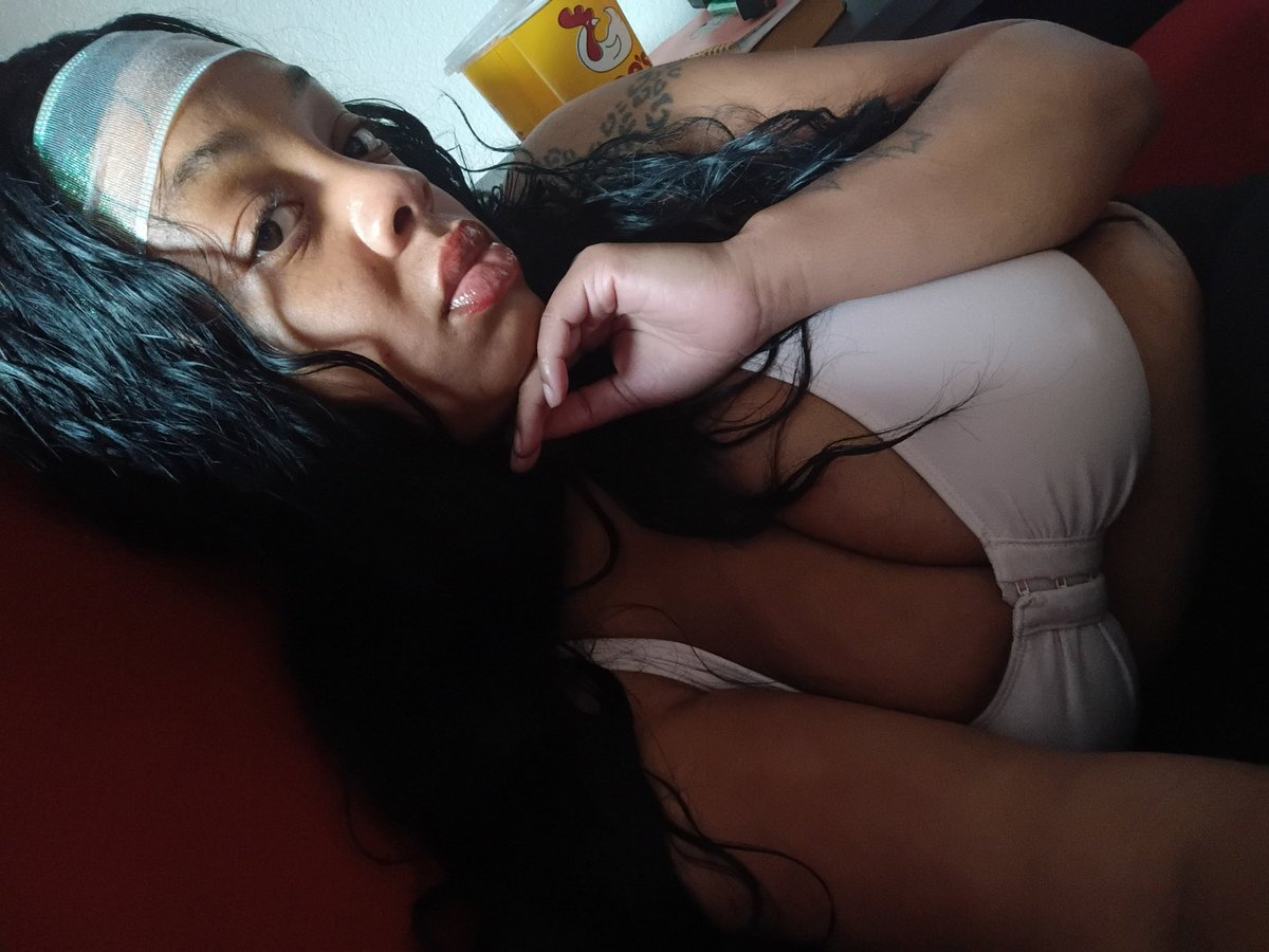 queenerickaaaaa's tweet photo. ❤️Natural Thang#HER#Redrum https://t.co/ifVCT35sPy
