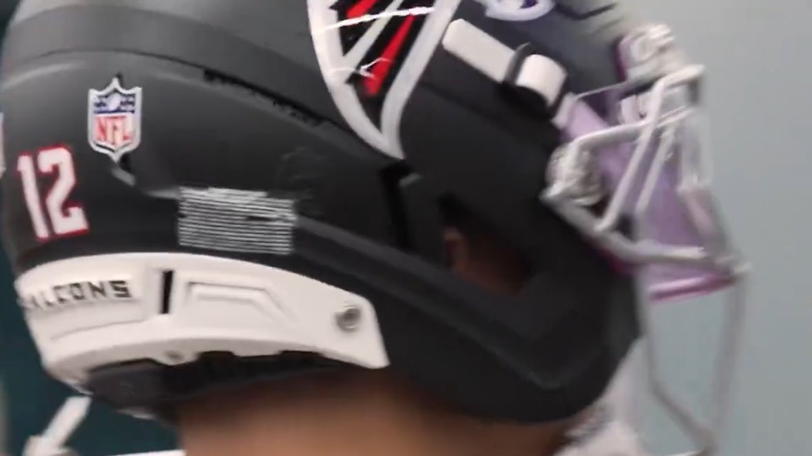 NFL Fashion Advice tweet media