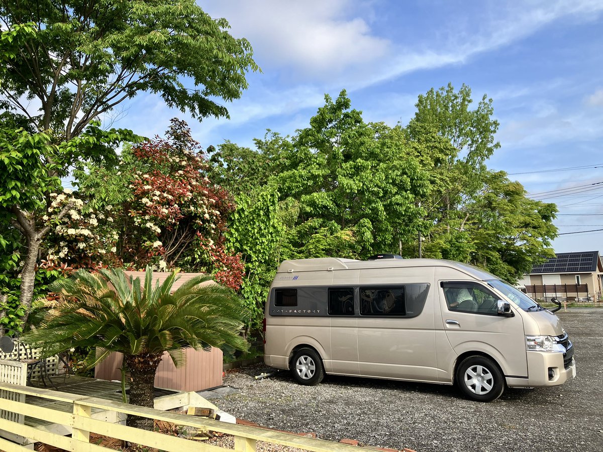 runaa_bubble's tweet photo. おはようございます。皆さま
家族が増えました❣️コルちゃんです。
夏からの全国行脚に向けてプチ車中泊1日目✨

#ブルバ #キャンピングカー #車中泊 #旅行 https://t.co/KCcCU35s0Y