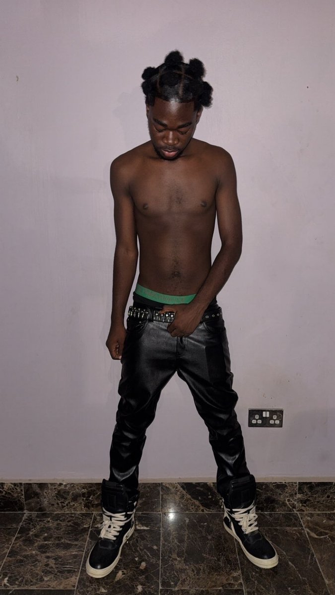 ADOLESCENCE tweet media