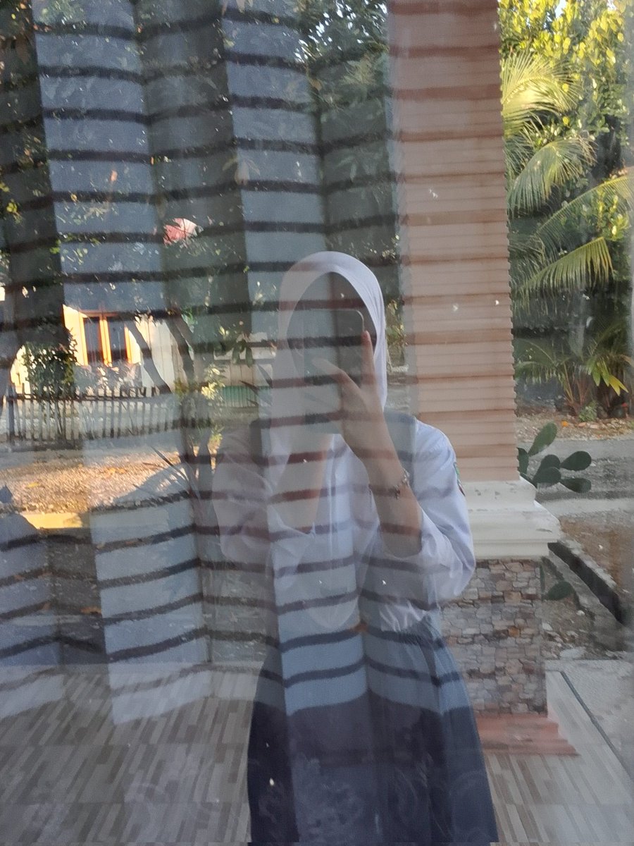 eompong 🥨 | teteh sean tweet media