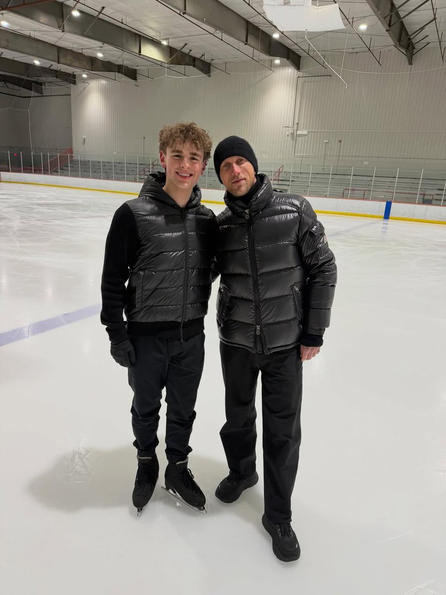 majuskating's tweet image. Benoit Richaud choreographed the short program and free skating for Zachary LoPinto 🇺🇸
#FigureSkating