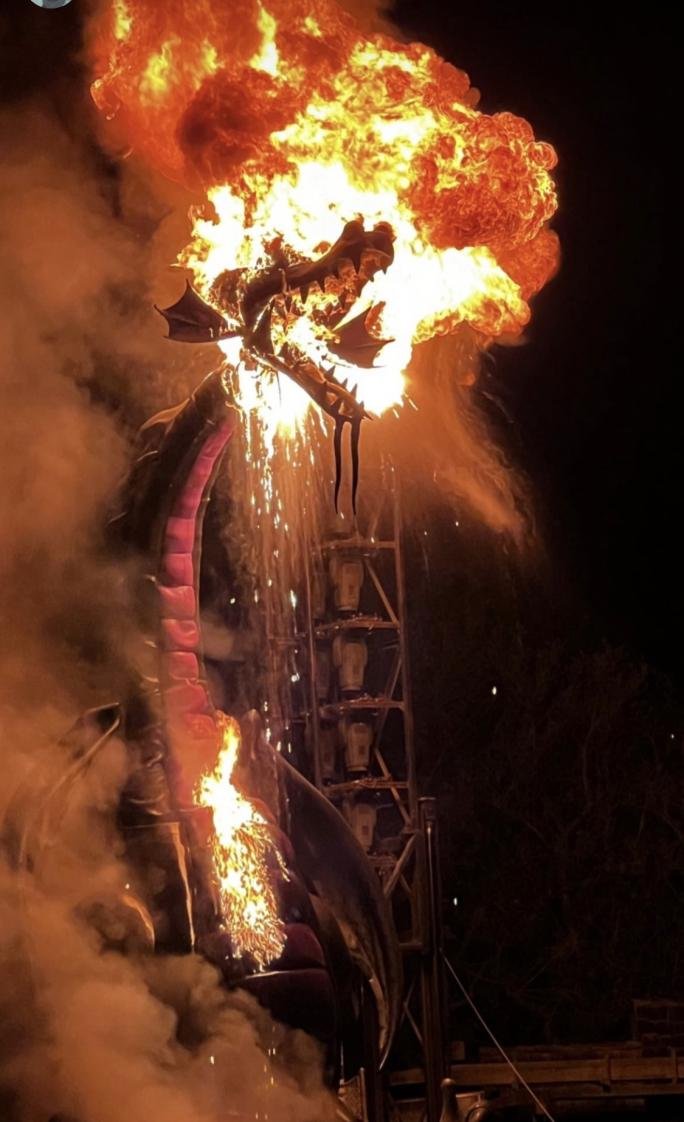 jupie 🌠 @ ANTHROCON tweet media