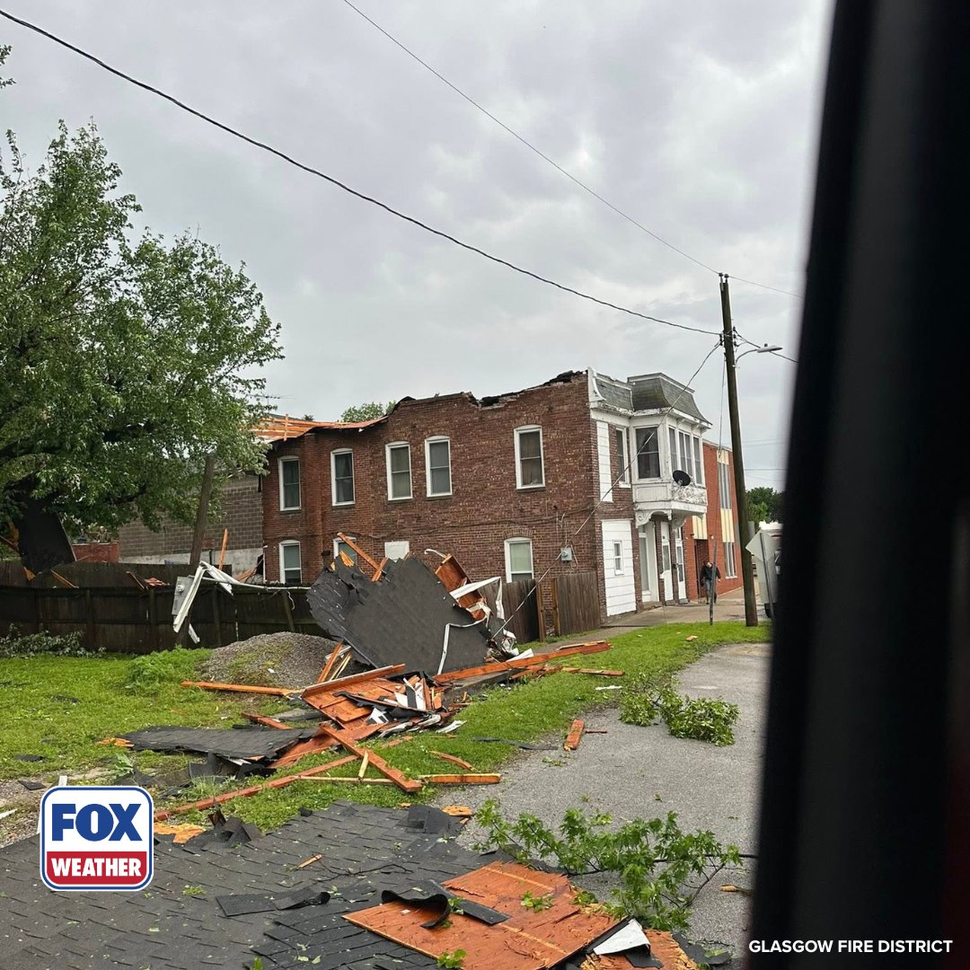 foxweather's tweet image. EXTENSIVE DAMAGE ‼️: Severe storms have devastated Glasgow, Missouri, prompting a state of emergency. The Glasgow Fire District responded to multiple gas leaks and medical emergencies in the aftermath.

#storms #SevereWx #severeweather #tornado #Missouri