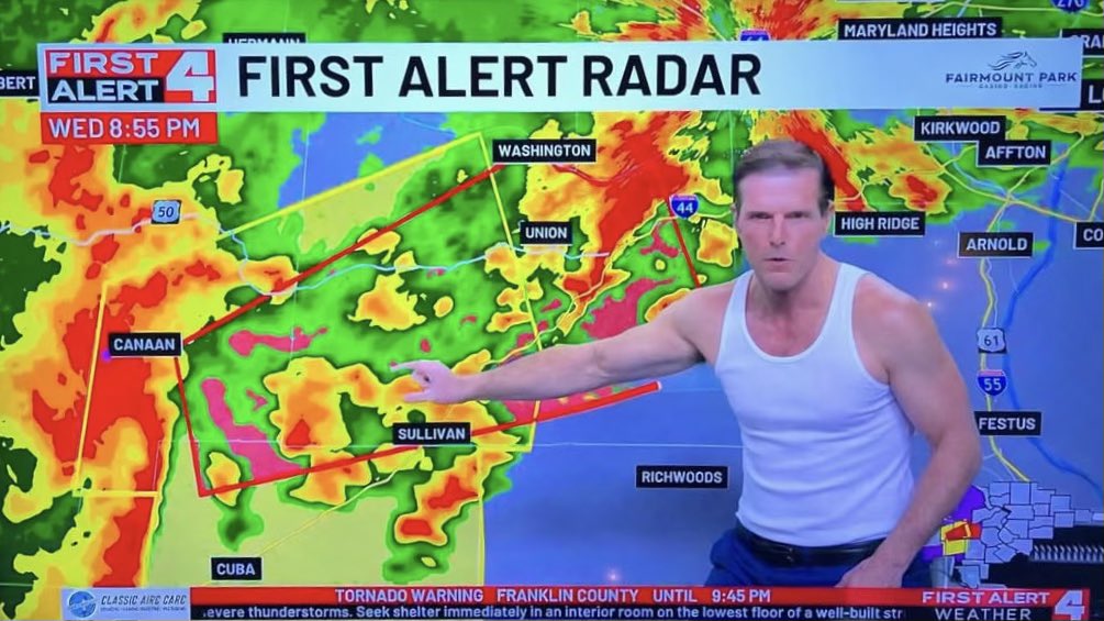JacobChilderson's tweet photo. @StuartHultgren It was a huge miss after the storms last May and his marathon performance that they didn’t bring him out. They featured the Mizzou defensive line or some bologna… https://t.co/kOAywGAHUa