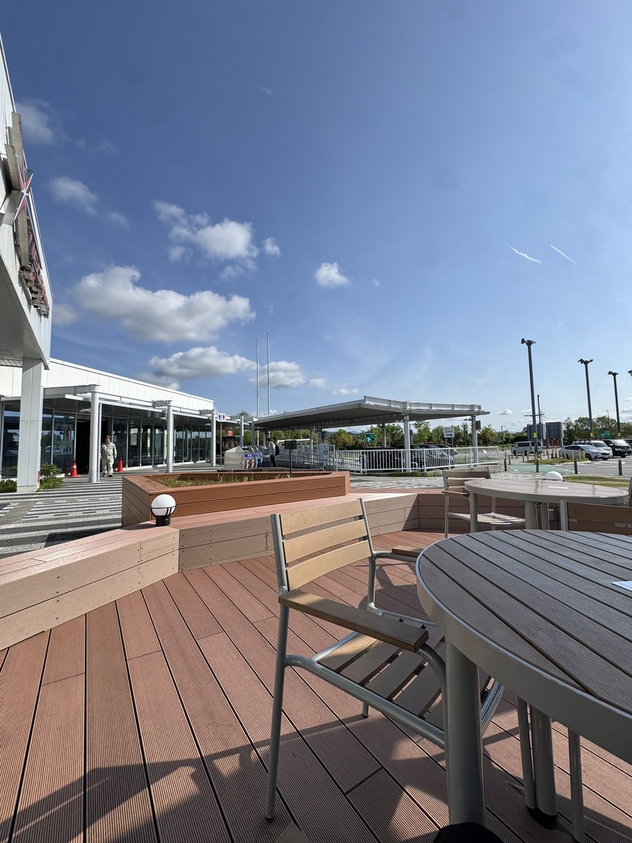 リクRiK tweet media