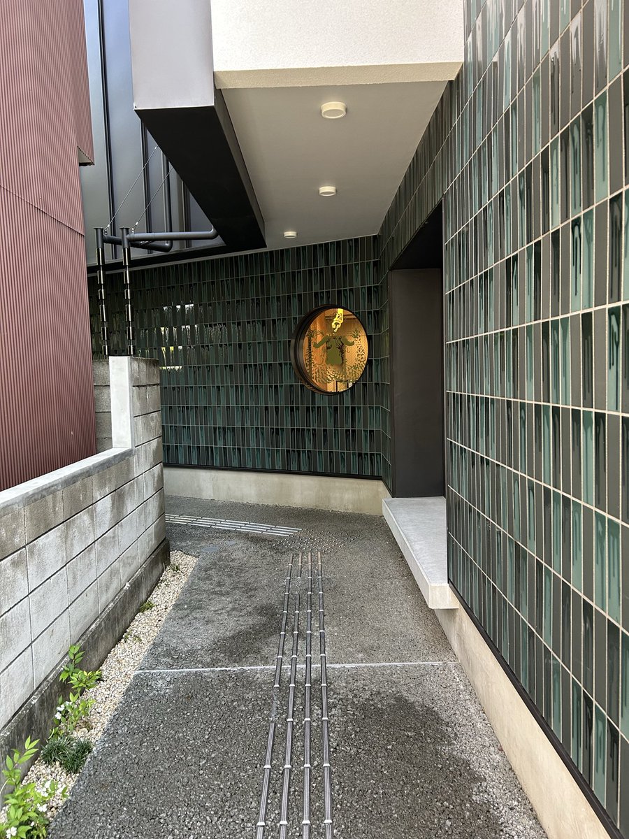 中村 出 tweet media