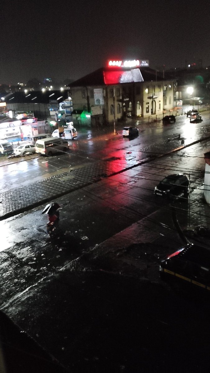 COLLEGE DROPOUT tweet media