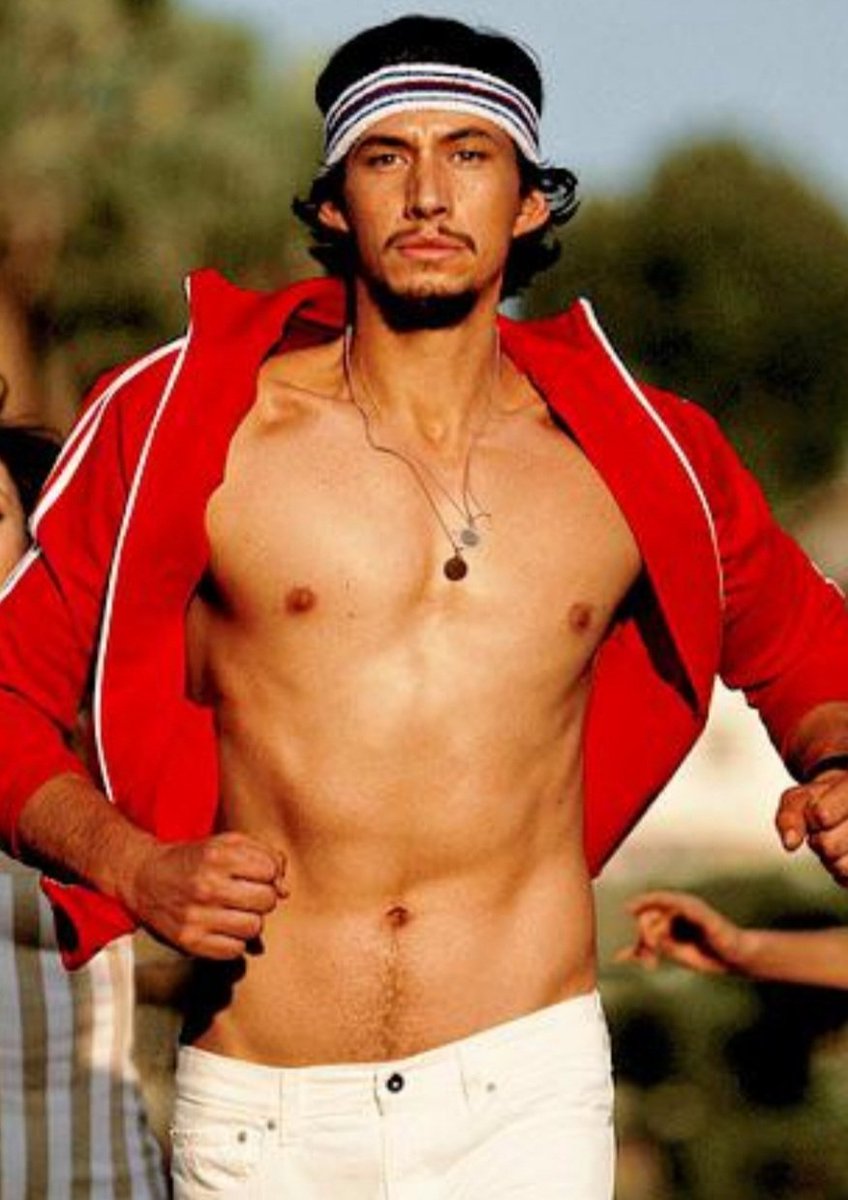 CreativLicense_'s tweet image. Is it hot in here? 🔥 #AdamDriver