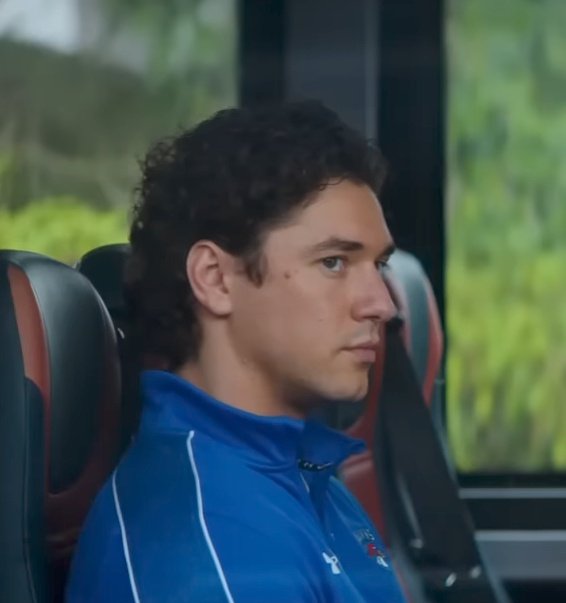 naluh ✨ tweet media