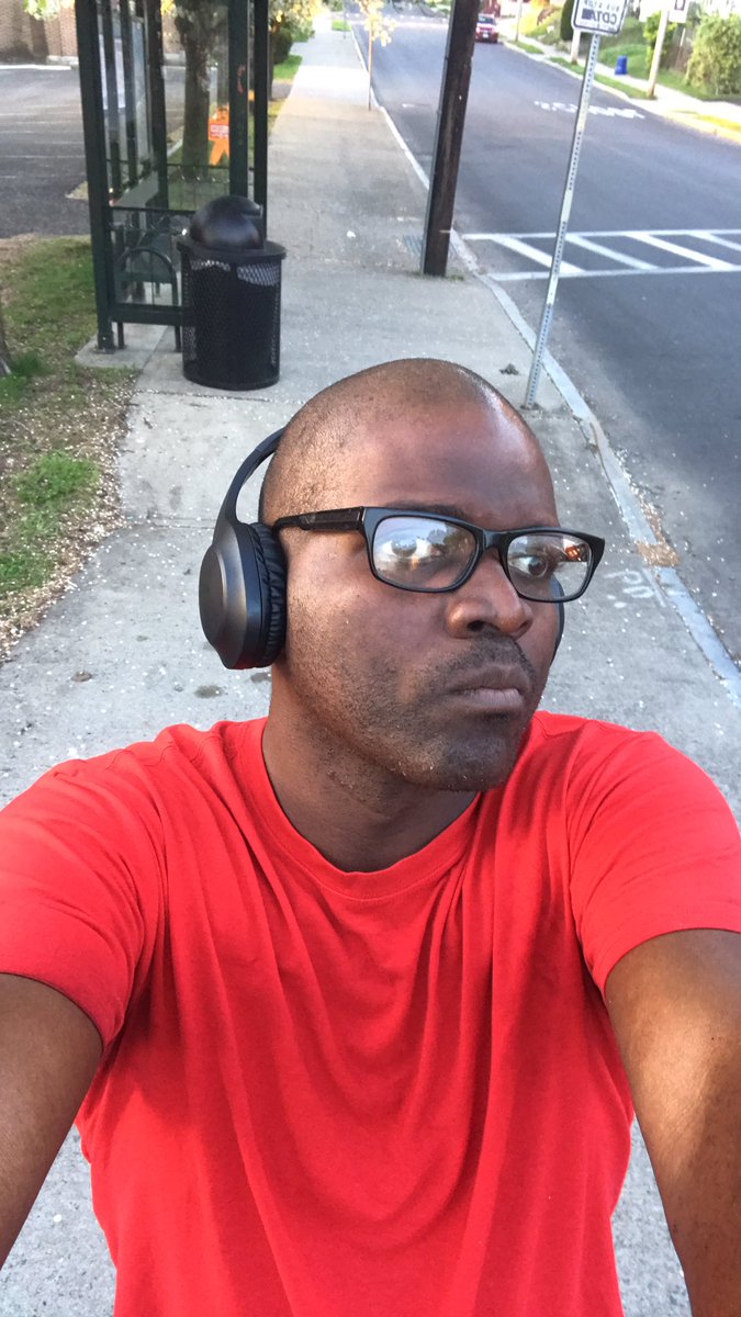 SmithKamel's tweet photo. Finally gotten an haircut https://t.co/kxeAkdevy6