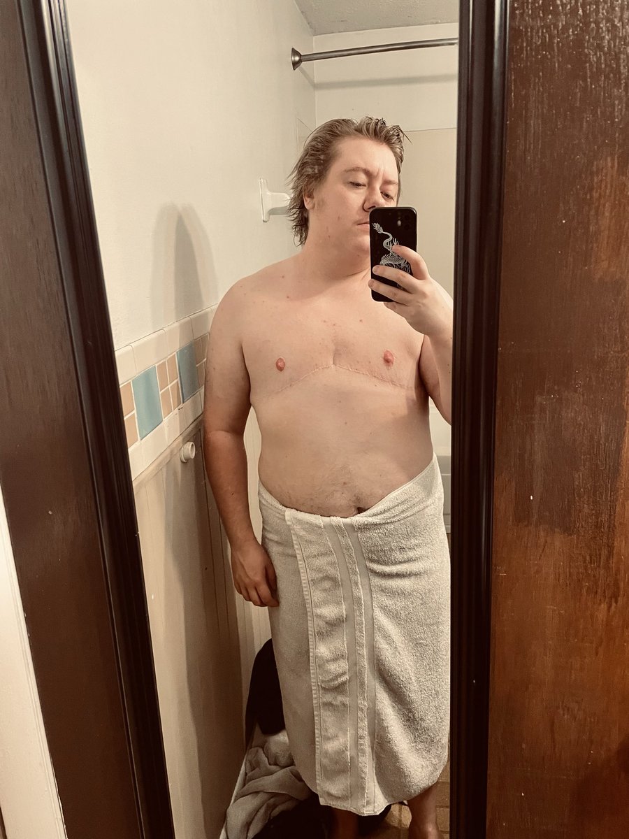 declanjoseph_'s tweet image. Bored 🥱 
#gay #trans #lgbt