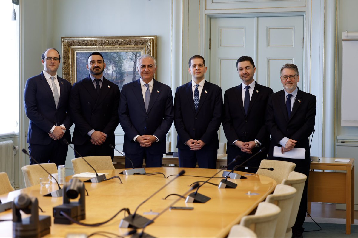 غم آخرتون نباشه.