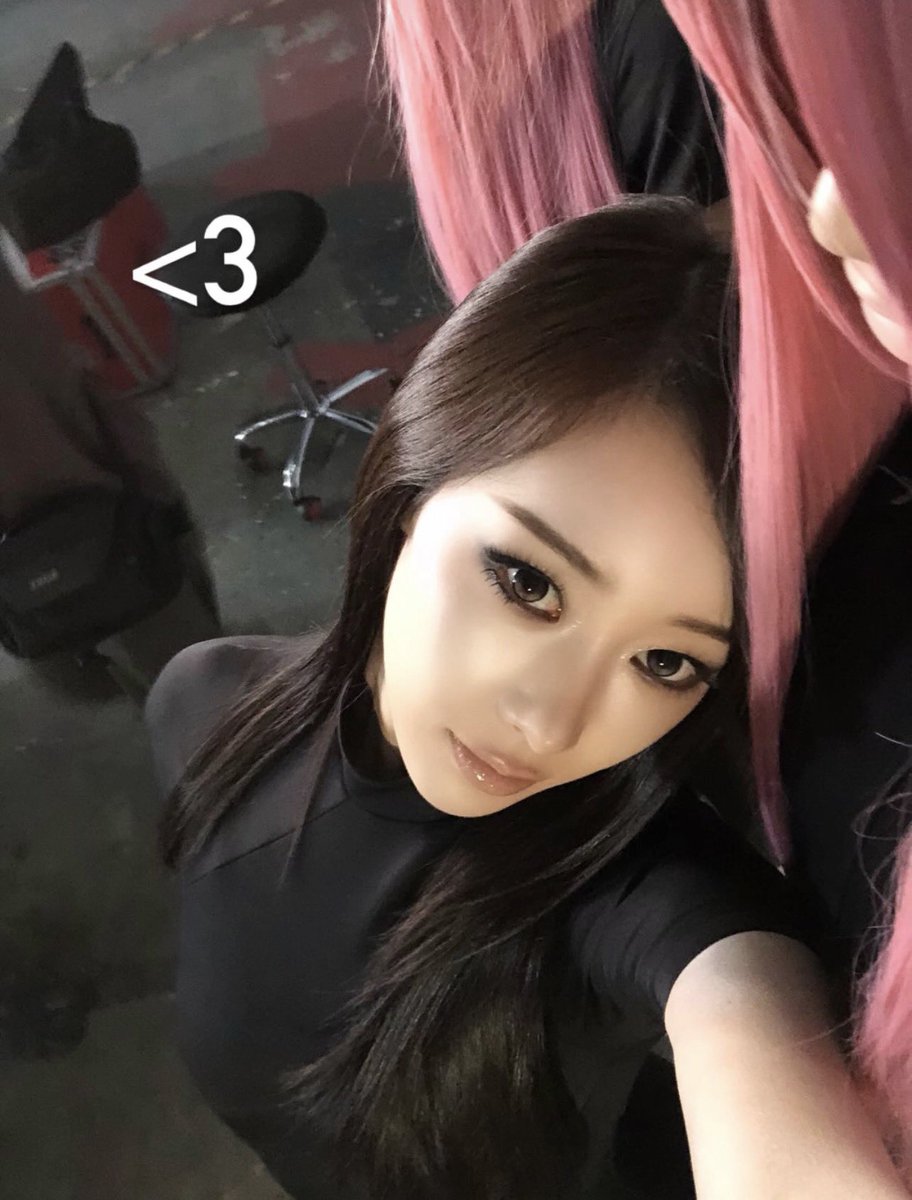 vivi ⋆˚࿔ tweet media