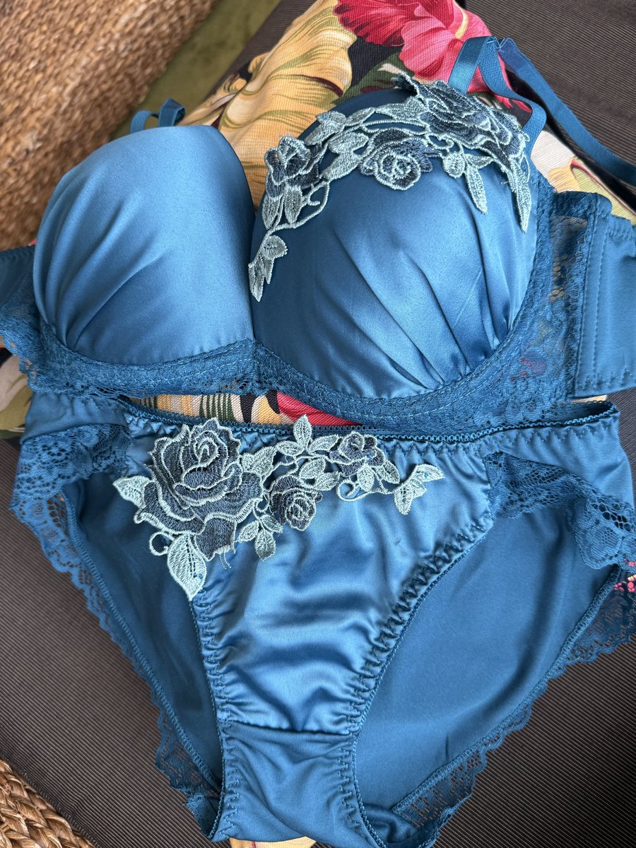 ５０歳手前・熟女妻と旦那の日記 tweet media