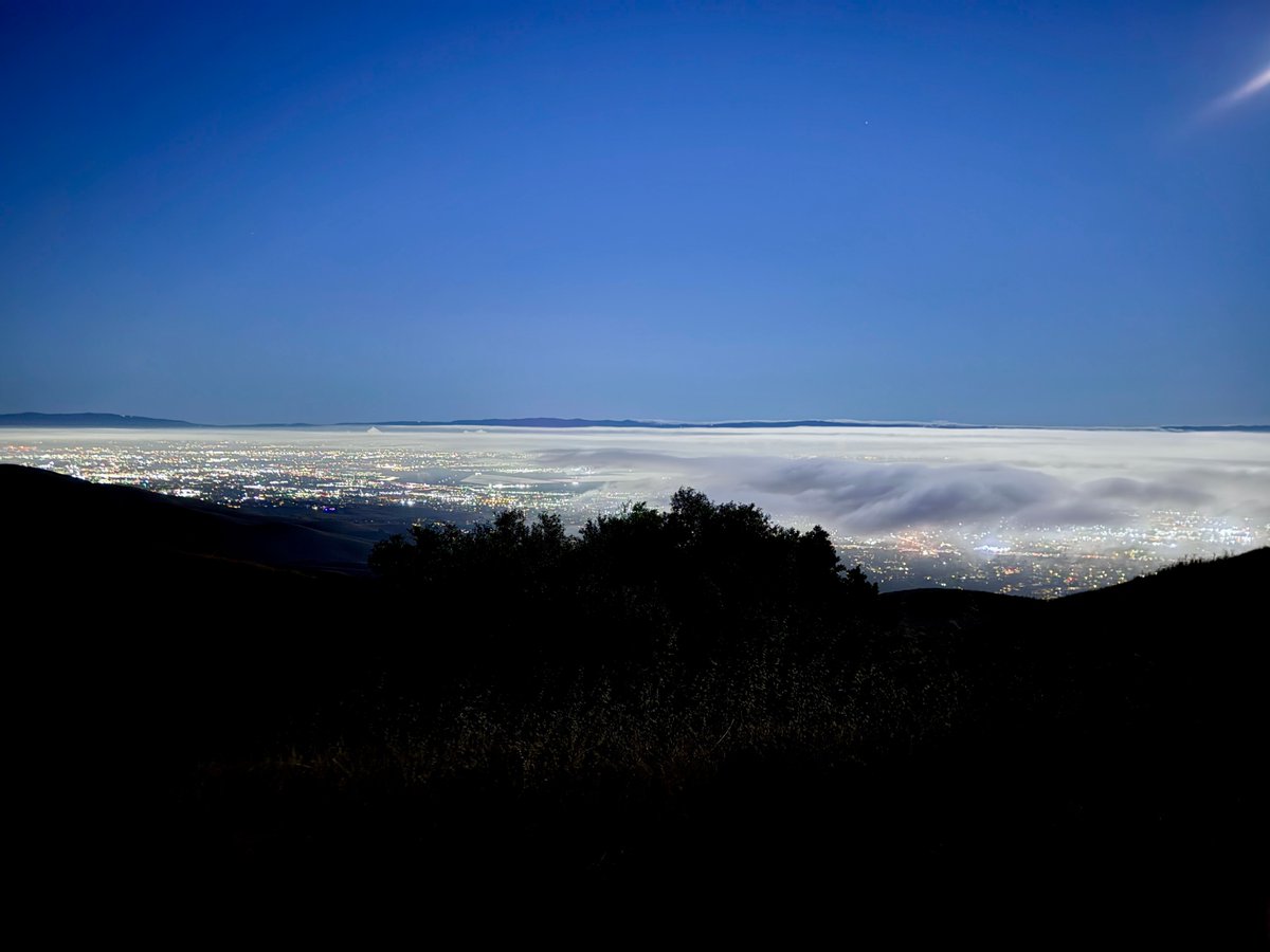 Staryi6666's tweet image. "Pushed past my comfort zone, and guess what I didn’t just survive—I grew. Today’s win isn’t about being perfect, it’s about showing up braver than yesterday. Who’s with me to keep breaking limits  #GrowthMindset #ChallengeAccepted"