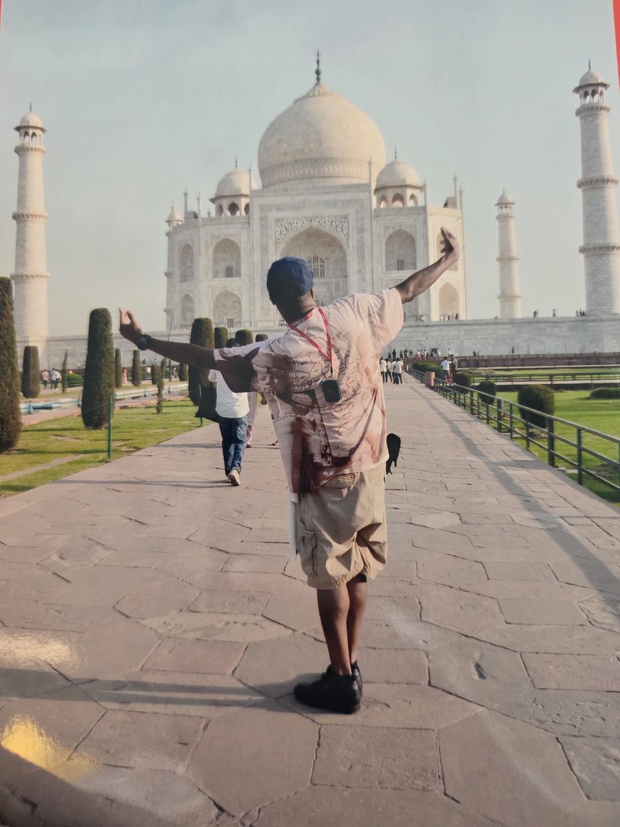 wello333's tweet photo. @natgeotrav1994Hi my name is Stanley Hutcheson , I took this picture on April 23 2026 on my trip to India and was told it was worth of a page in national geographic travel so im sending it to you to see what you think. https://t.co/yTfFDLWPVd