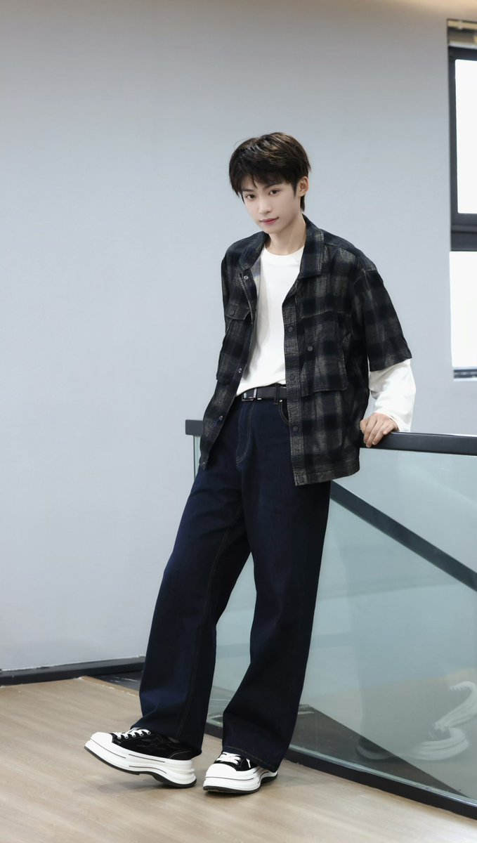 Anotherlurkingryeo tweet media