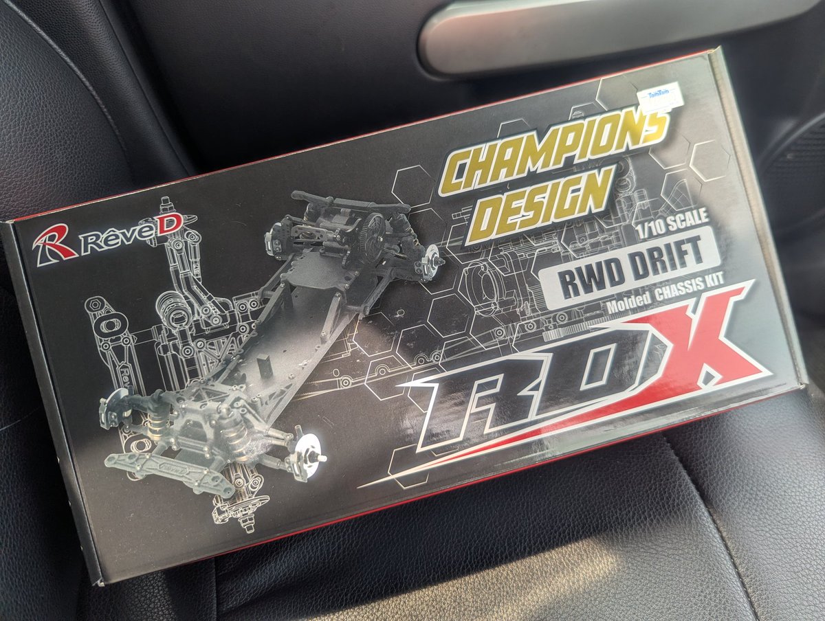 TT02D1GP's tweet photo. 今日からRDXはじめます🥳
これから制作日記等あげますのでよかったらフォローお願いします🙇

#ドリラジ #ラジドリ #ドリフト #ラジコン #RDX #ReveD https://t.co/5mGLfbMAIW