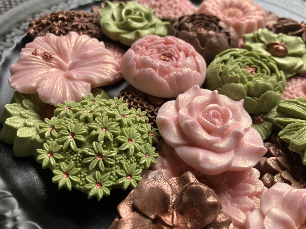 รายงานสดจากหลังบ้าน tweet media