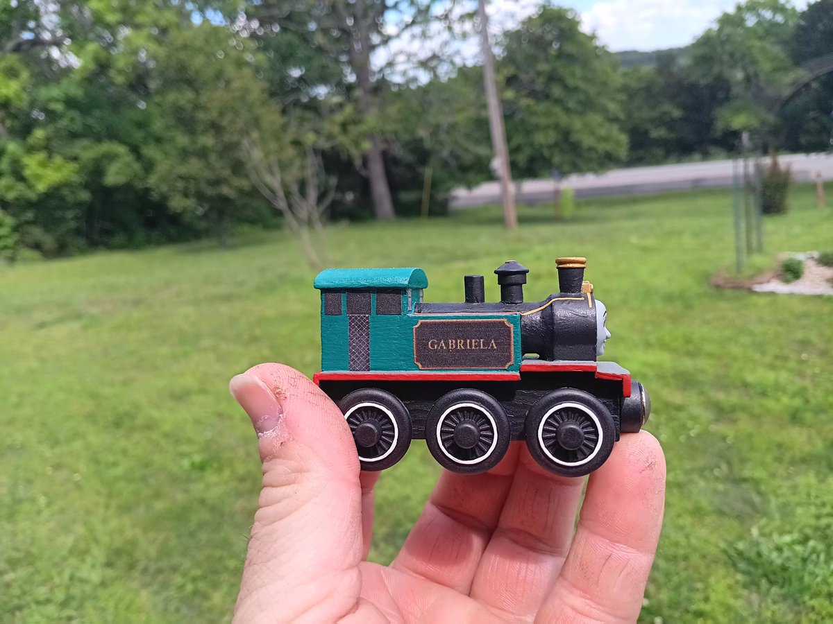 Thomas Wooden Railway Models tweet media
