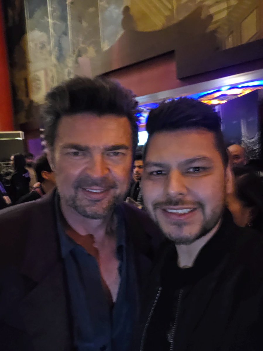 I got a selfie with johnny fucking cage!