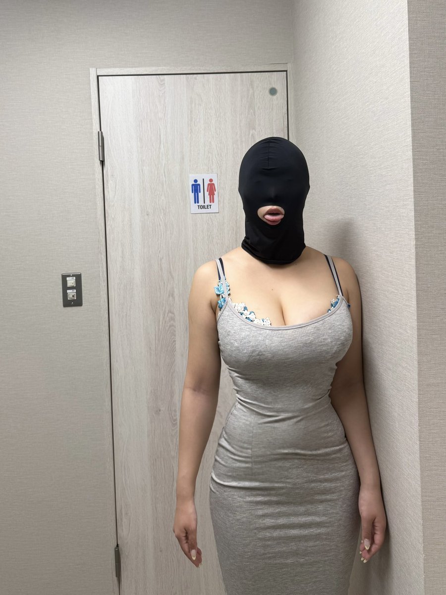 100日後に正体を明かす超人気グラドル tweet media