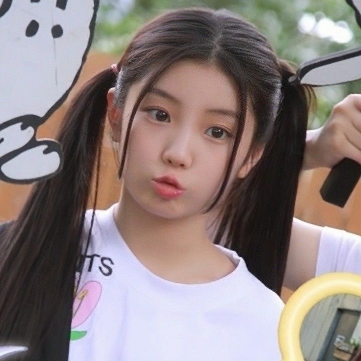 똥긴희 tweet media