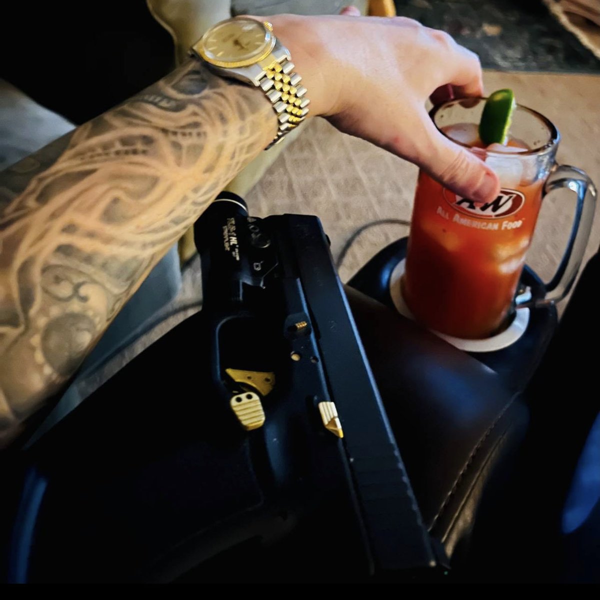 Chopperz888's tweet photo. @RichardHeartWin @cryptobella0x Let’s go Richard…I’d hate for a SOF team to make sure everything you’ve insinuated comes to fruition!  God bless you señor Ricardo! https://t.co/InNbYNYvcv