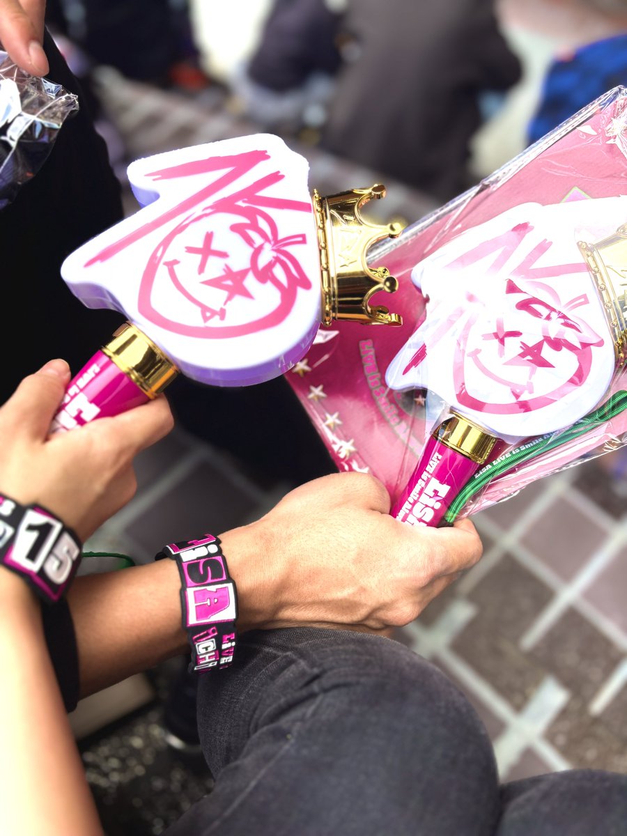 Jinx_221's tweet photo. 初のライブ参戦！LiSAに会ってくるぞぉぉおお！！ https://t.co/aMH5e7ODpi
