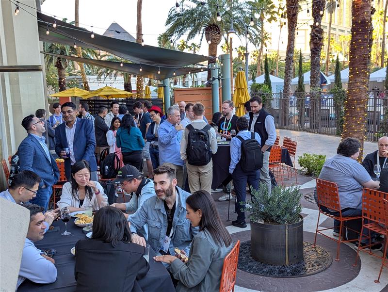 ArmSoftwareDev's tweet image. We had such a great time connecting with all of you last week at #GoogleCloudNext and we can't wait to continue building the next generation of Google Cloud, on Arm, together​. 🤝