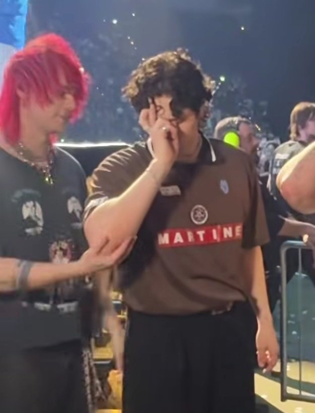 𝑳𝒆𝒊 ★- 𝐈𝐒 𝐀 𝐒𝐓☆𝐑‼️ tweet media