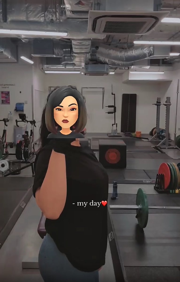 Irresistible Lady! ✨ tweet media