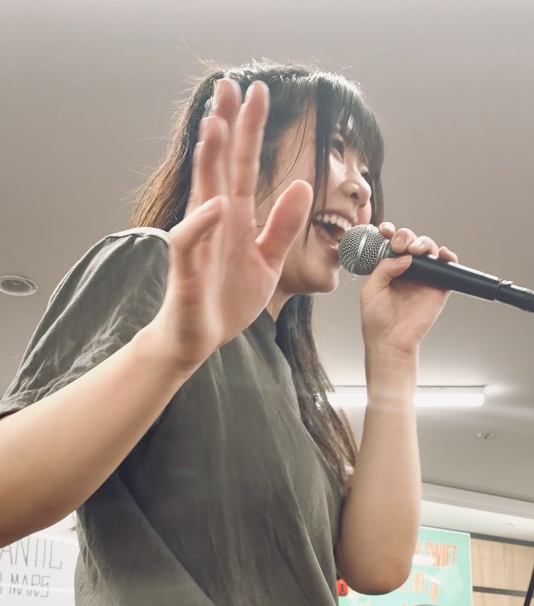 まりまる tweet media