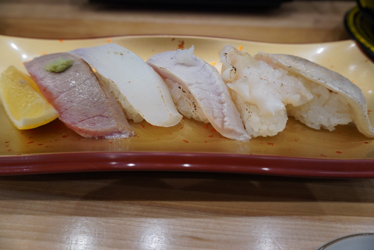 Maluma0150's tweet photo. 🍣 https://t.co/yFFhRAUVyL