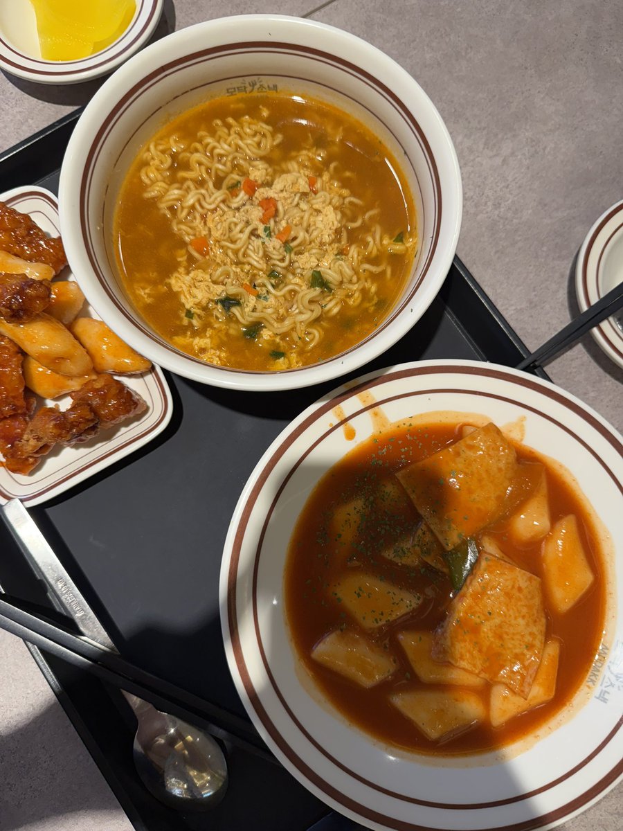 syderbay tweet media