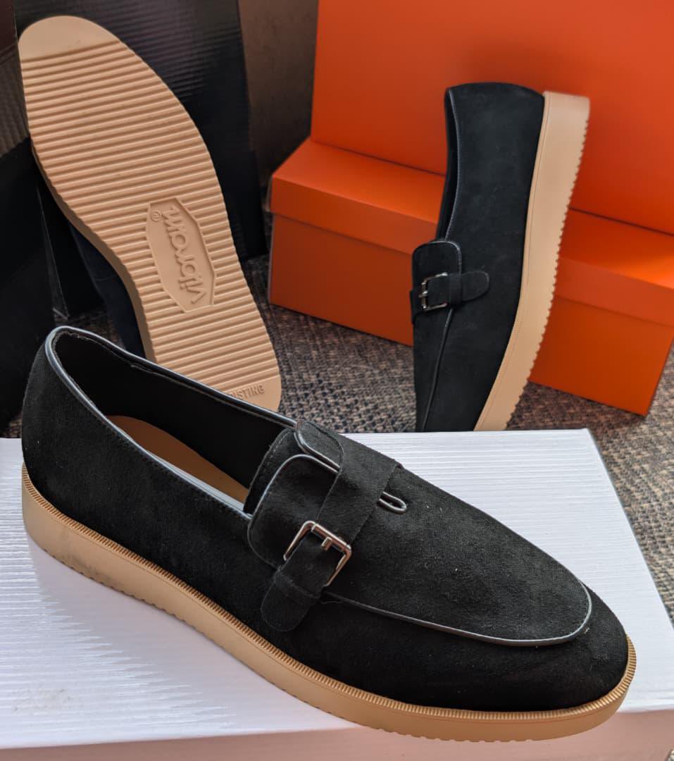 La_Pointure's tweet photo. 👞 

💸: 16 000fcfa
Livraison 📦 et expédition 🚚 offertes.

WhatsApp:https://t.co/HjdPztlkXZ https://t.co/L8EWsBKKqa