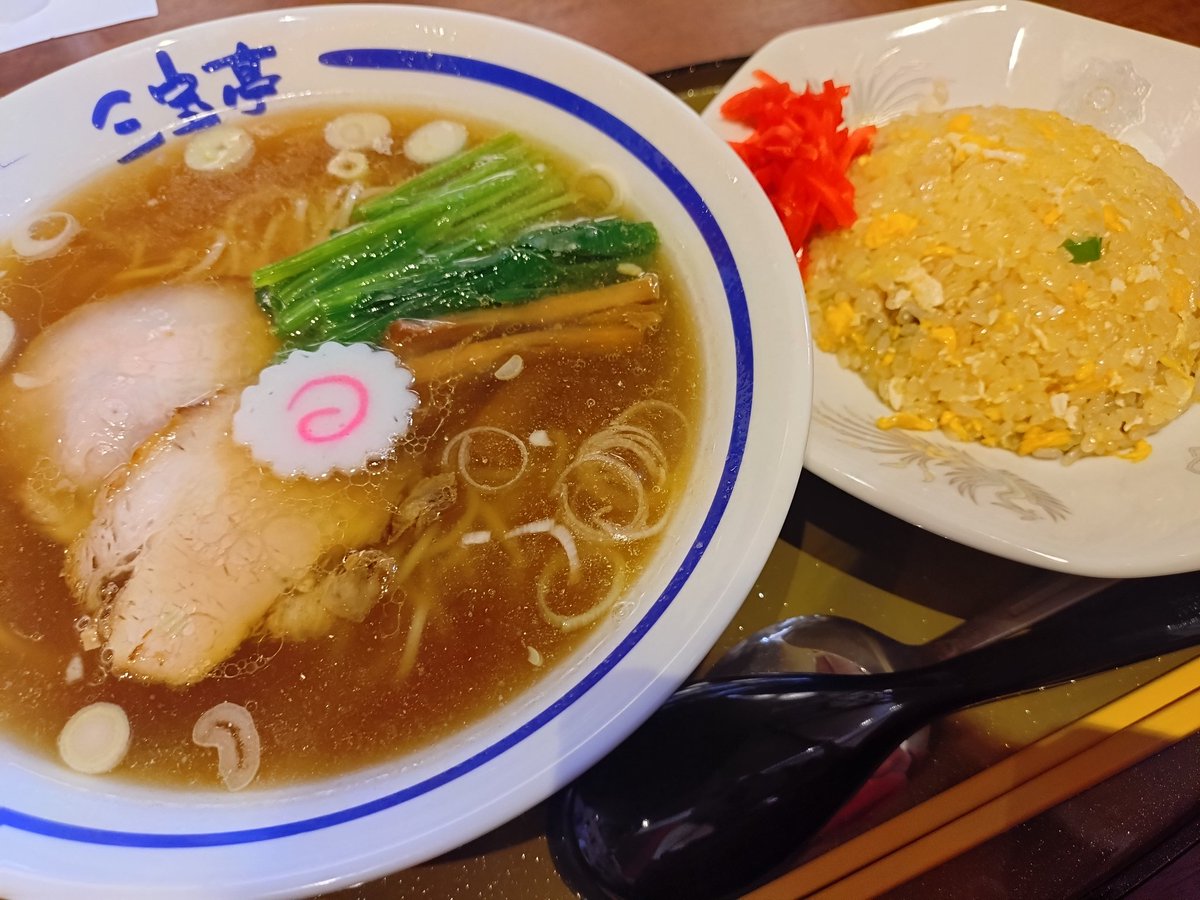 たえちん tweet media