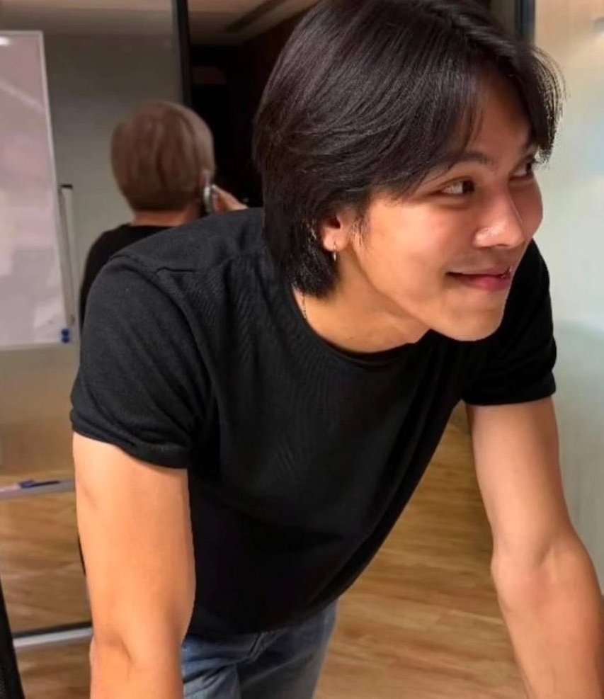 เด้จปุ่เฮ้ค🌹 ft.นิ้วเบีนด tweet media