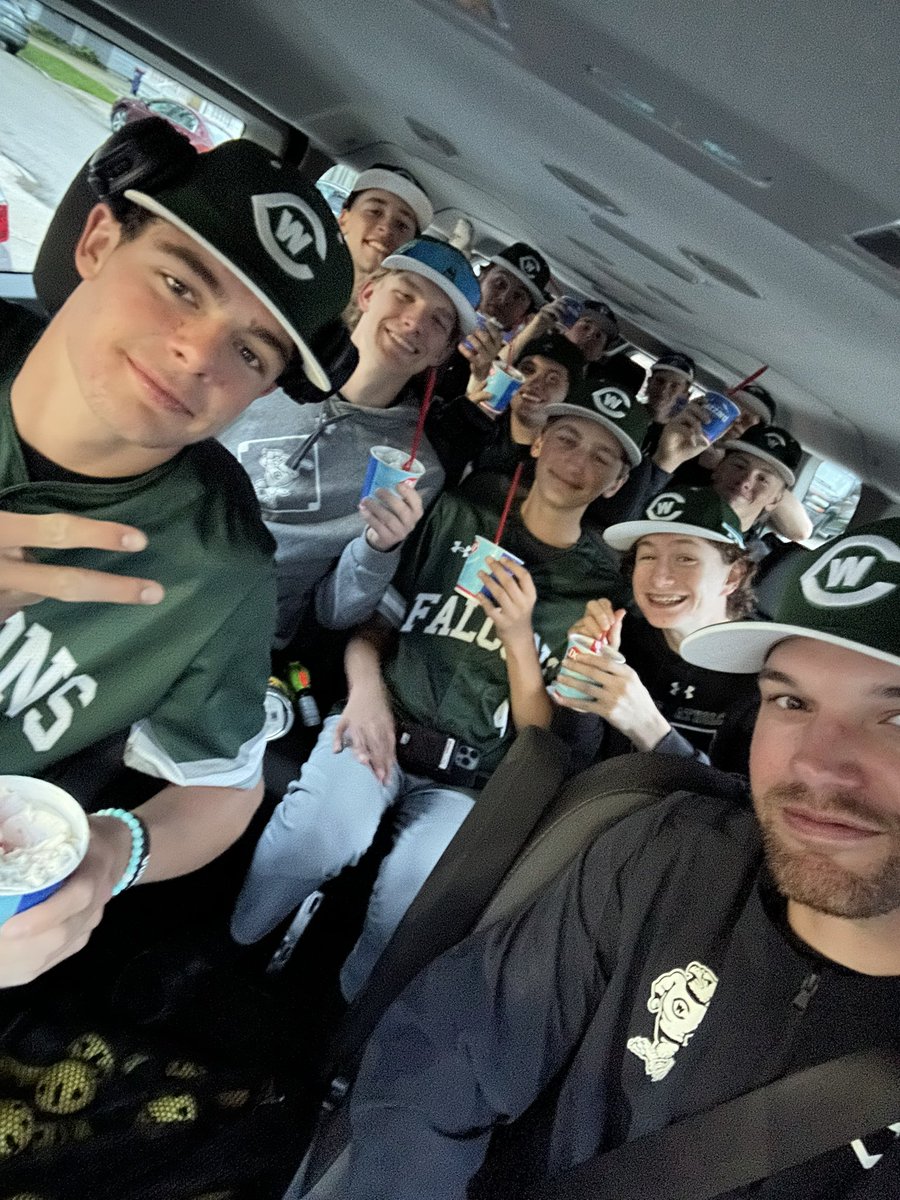 Ben_Sweedyk's tweet photo. Post victory blizzards in the sprinter van 🤙🏼 https://t.co/3JHdT1icdm
